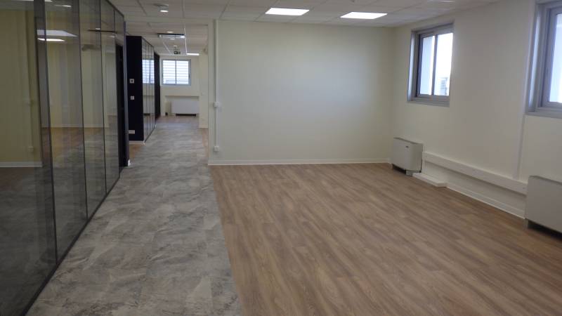 Installation ventilo-convecteurs gainables/cassettes CIAT et ventilation CALADAIR – Réhabilitation bâtiment 503 – Site ORANO MELOX Chusclan